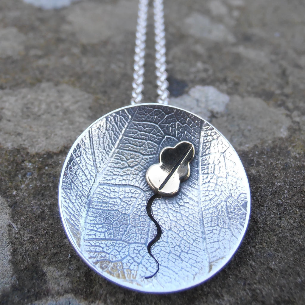 Banshee Silver Oak Tree Necklace Siopa An Carn