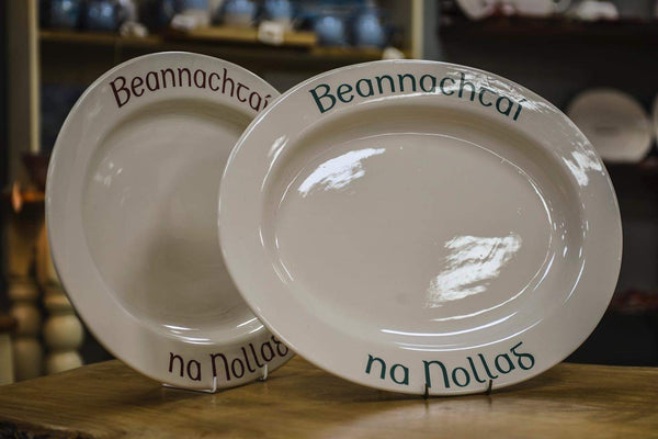 A Taste Of Carntogher Pottery Wine Beannachtaí Na Nollag/Christmas Blessings Large Platter