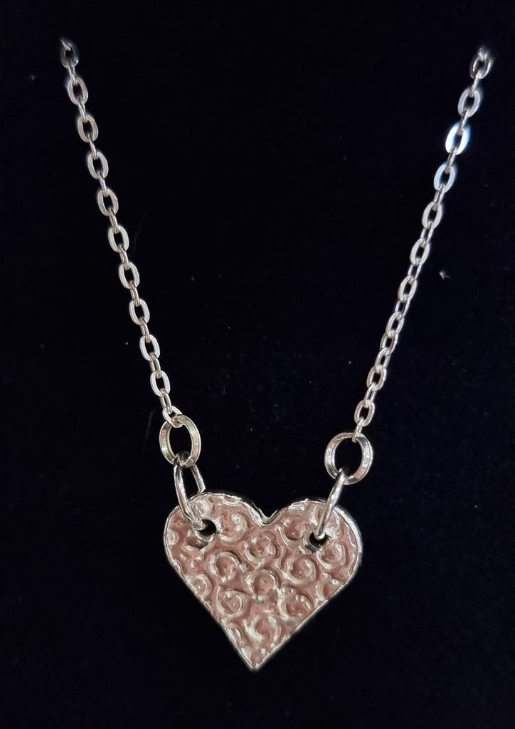 Tishpa Jewellery Patterned Heart Necklace